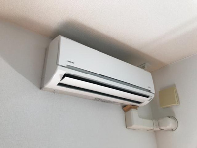 【設備】 | インペリアルコート | リビングエアコン