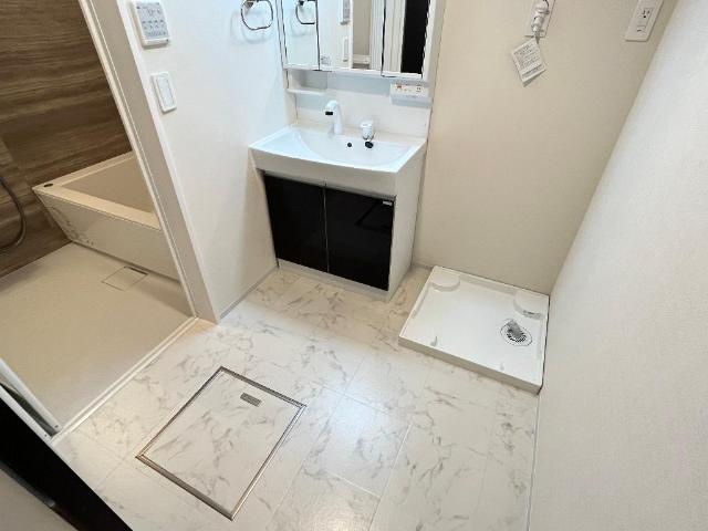 Orange villa 堀溝の洗面所|洗面所