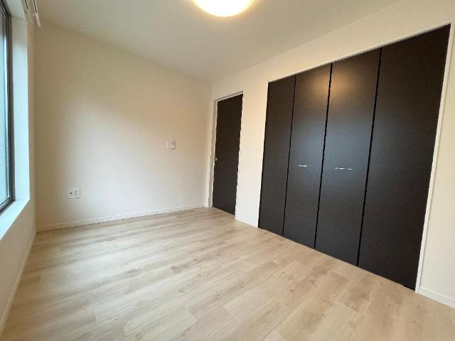 Orange villa 堀溝の内装|洋室