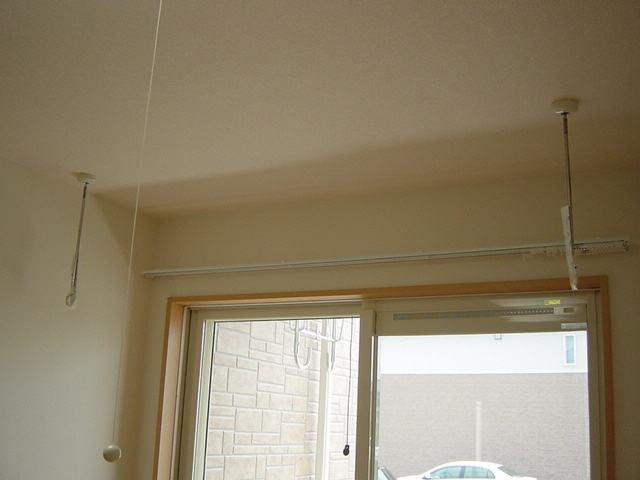 スクラム　Ｂの内装|室内物干し