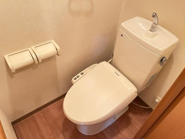 ハッピーオウルのトイレ|シャワー付トイレ