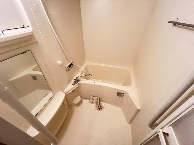 ハッピーオウルの浴室|バス