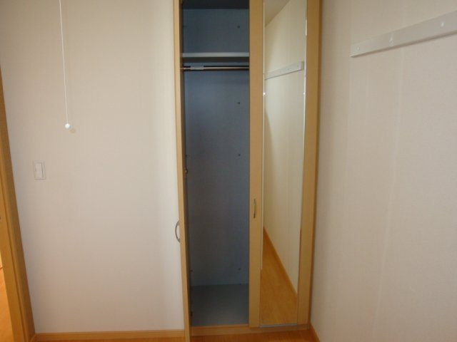 リバティ　ミユウⅠの収納|洋室クローゼット