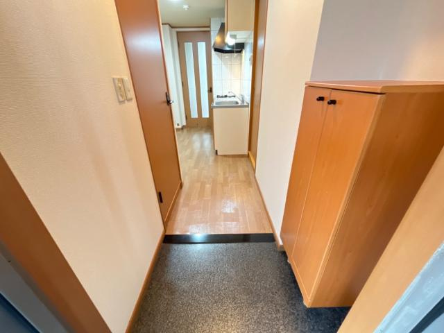 パルティールＫの玄関|玄関