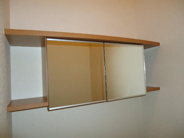 ベル・グラースのトイレ|トイレ内収納