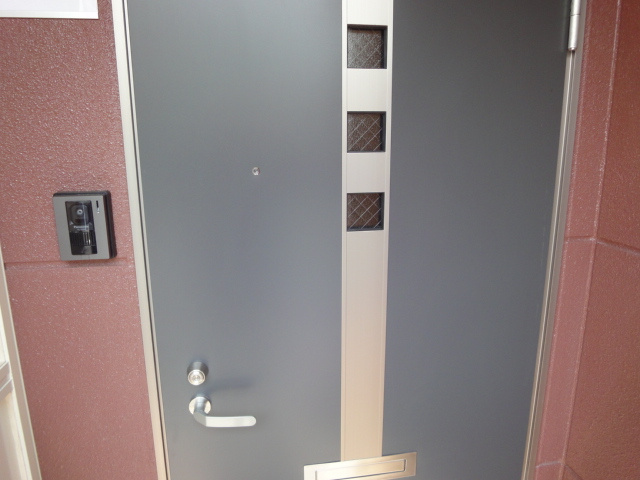 スクラムＣの玄関|玄関ドア