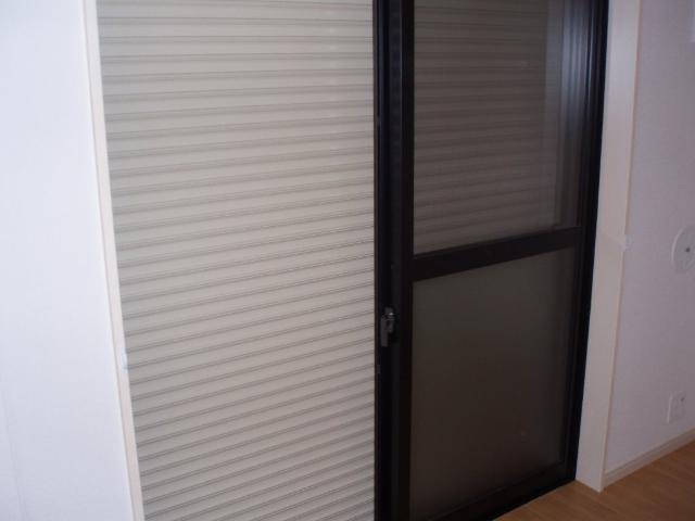 エバーエデンＣのその他|窓シャッター