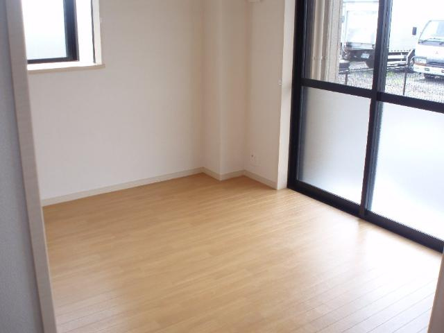 エバーエデンＣの内装|洋室