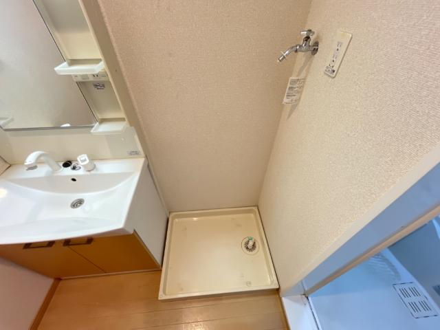 クレアＡのその他|洗濯機置場