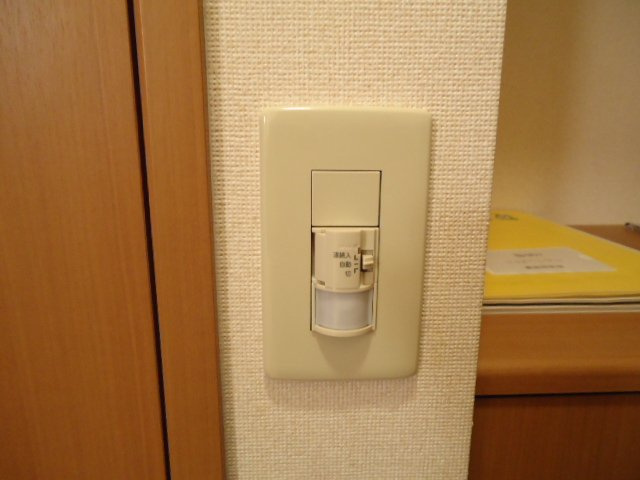 ベルクレスト．Kの玄関|玄関センサーで自動点灯