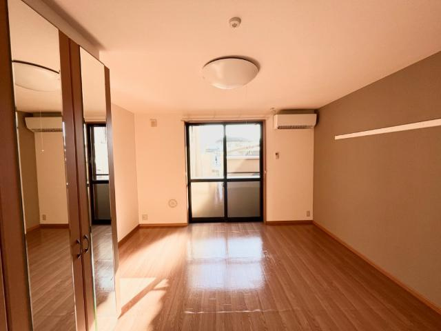 ベルクレスト．Kの内装|洋室