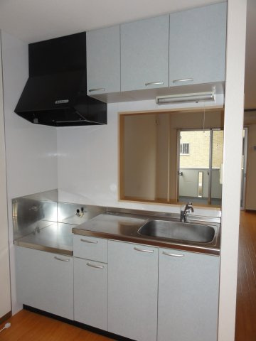 ラフォーレ1号館のキッチン