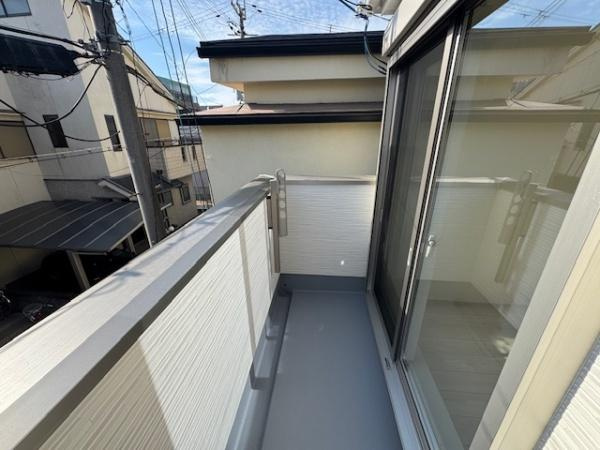 【バルコニー】
