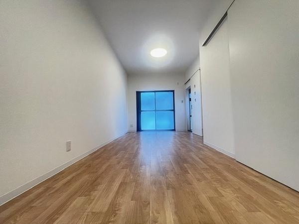【居間・リビング】 | 門真市宮野町　中古戸建