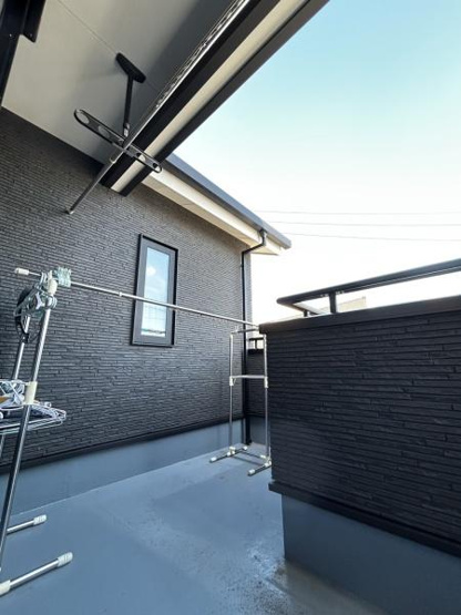 【バルコニー】