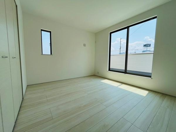 【洋室】 | 写真は同社施工例です。