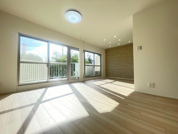 【居間・リビング】 | 淀川パークハウス4号棟