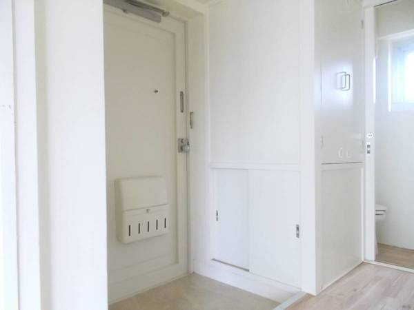 ビレッジハウス富山北1号棟の玄関|ビレッジハウスの同一物件・同一タイプの間取りの写真です