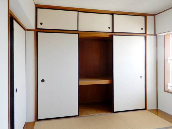 ビレッジハウス富山北1号棟の収納|ビレッジハウスの同一物件・同一タイプの間取りの写真です