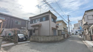 【前面道路含む現地写真】