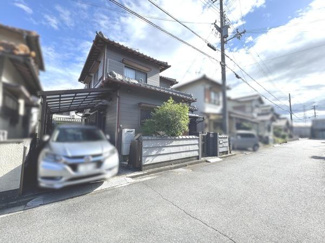【前面道路含む現地写真】