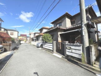 【前面道路含む現地写真】