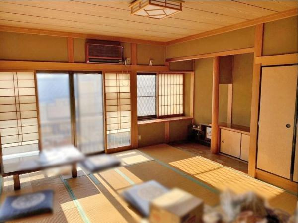 生駒市松美台　一戸建の和室|■現地撮影写真■ほっこり落ち着ける和室！客間としてもご利用いただけます！■