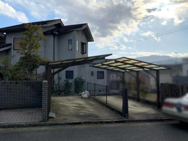 生駒市松美台　一戸建の駐車場|■現地撮影写真■広々とした駐車スペースを完備！