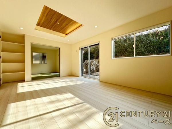 北葛城郡王寺町本町４丁目 ／新築一戸建のその他|駐車スペース３台分完備！