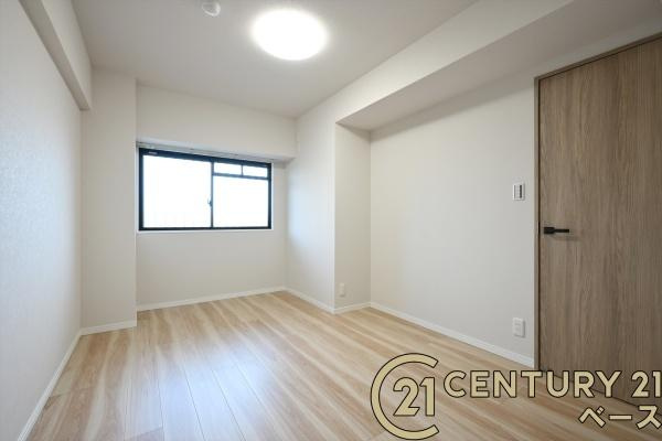 パストラーレ天理の洋室|■現地撮影写真■明るい雰囲気の洋室です！