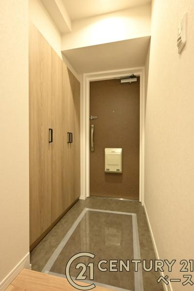 パストラーレ天理の玄関|■現地撮影写真■すっきりとした明るい玄関が家族やお客様を迎えてくれます！