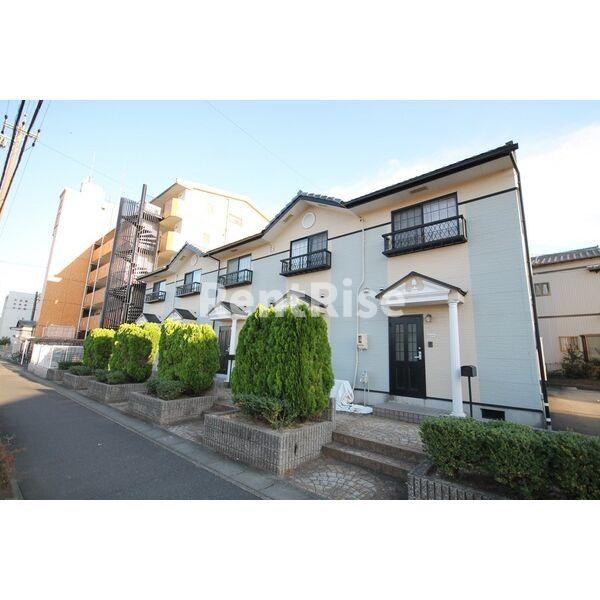 一宮市多加木３丁目のテラスのエントランス