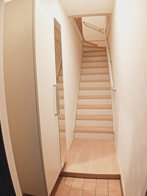 【玄関】 | カーサ・アイリスⅣ