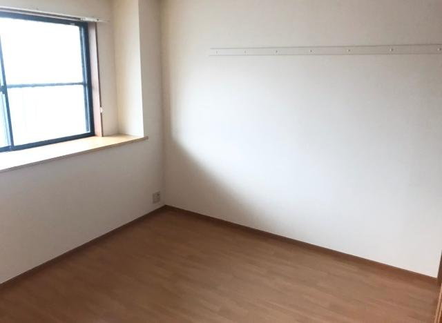 Ｌａ　ｆｒｏｎｔｅｒａの寝室|北側洋室