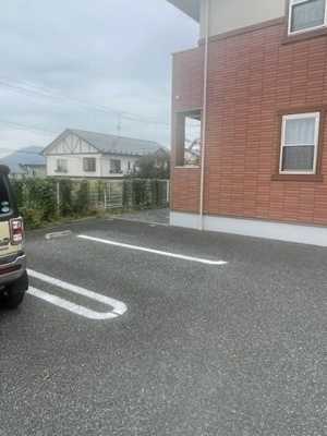 【駐車場】 | グランドプレミアムＣ