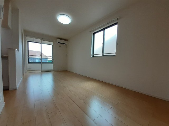 アマーレ　スパーツィオ　Ⅱの居間・リビング