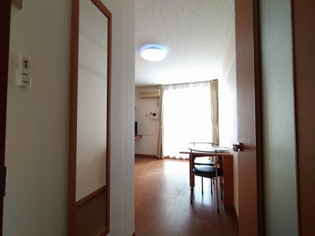 レオパレスガーデンアオキのその他|2階は絨毯仕様