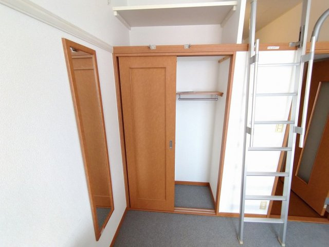 レオパレスＣｅｄｒｅの内装