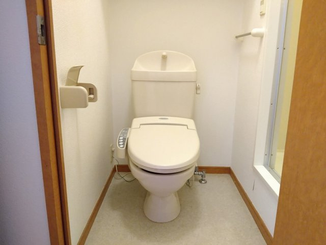 レオパレスＣｅｄｒｅのその他|温水便座付き♪