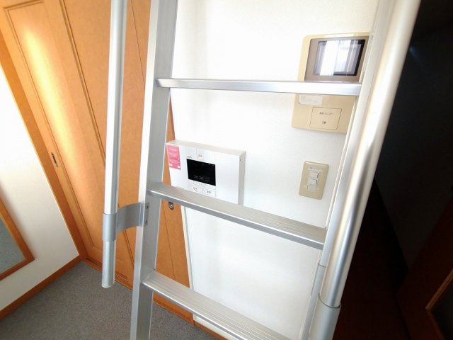 レオパレスＣａｓａ１０のその他|モニターホン標準設置