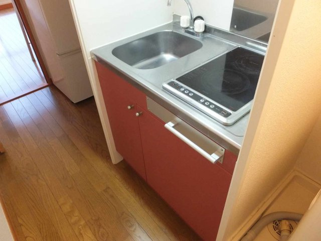 レオパレスＳＨＩＲＯＹＡＭＡⅢのキッチン