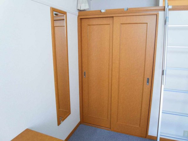 レオパレスボヌールの内装