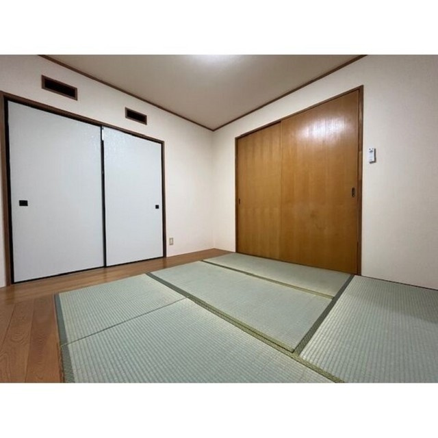 岐阜市正木北町のアパートの収納