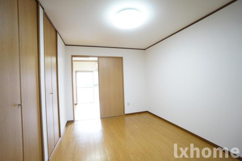 むつみマンションの居間・リビング|ゆったり過ごせる居間です