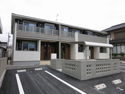 【外観】 | シャルム | 外はこのようになっています