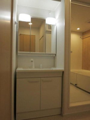 【洗面所】 | シャルム | ゆったりとスペースのある洗面所