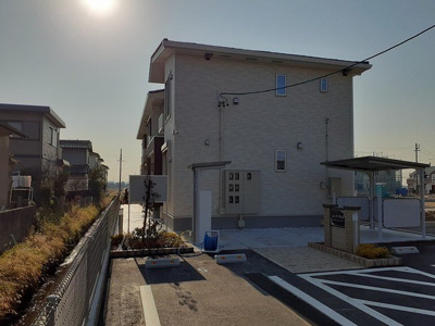 【外観】 | ロジュマン堀之内 | 外観は落ち着いています