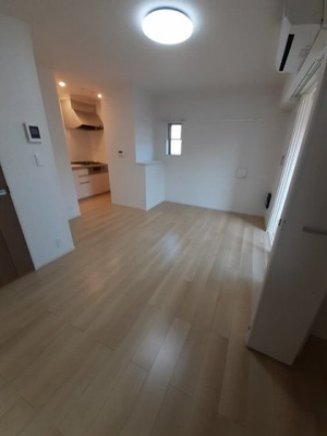 【居間・リビング】 | ロジュマン堀之内 | 居間です