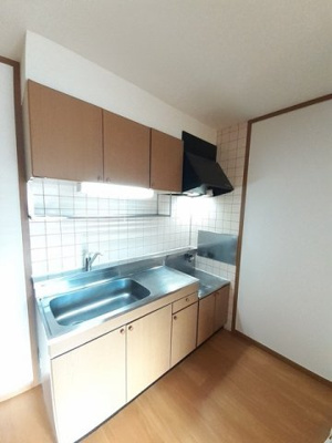 【キッチン】 | アビタシオン渡Ｂ | コンパクトなキッチンで掃除もラクラク
