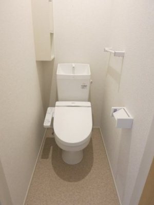 【トイレ】 | ラビスタリラ | 落ち着いた色調のトイレです